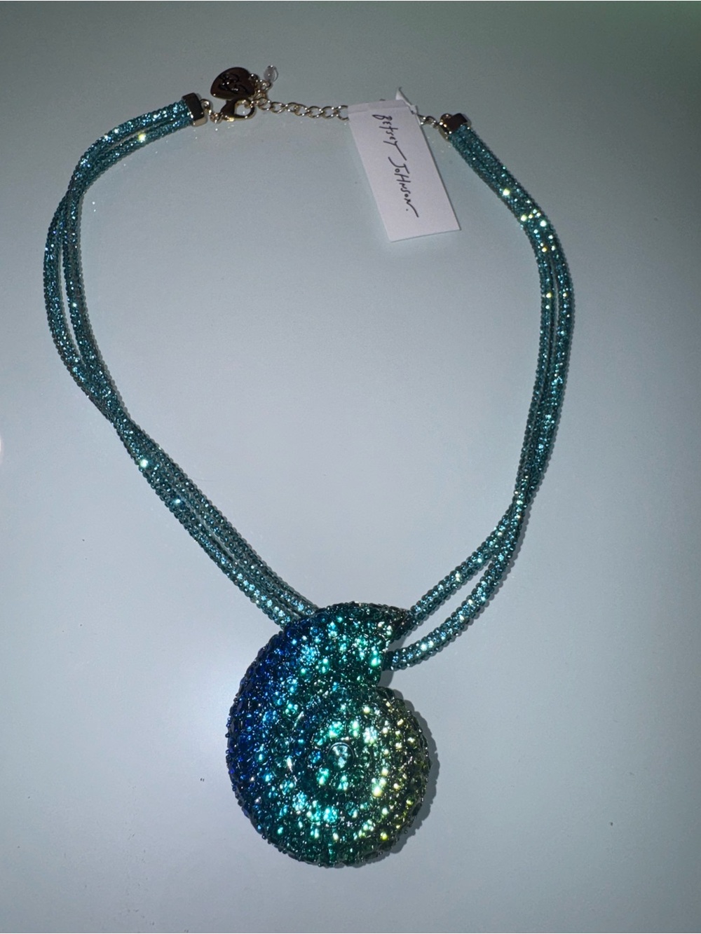 NWT $88 Betsey Johnson Teal Ombré Crystal Sea Shell Pendant Necklace 🐚